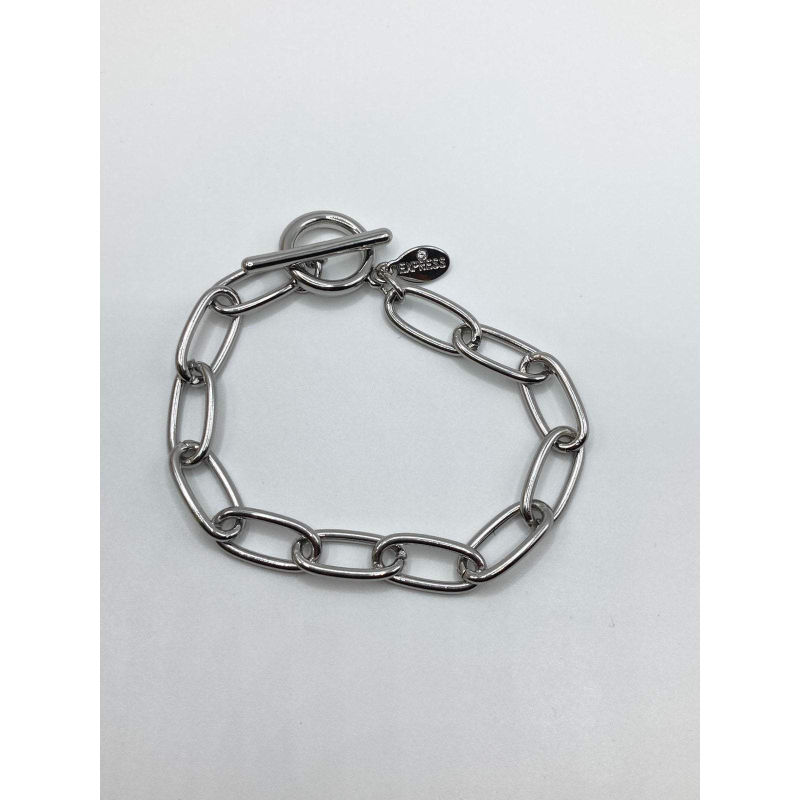 EXPRESS Modern Essential Silver Tone Paper Clip Chain Bracelet Toggle Close