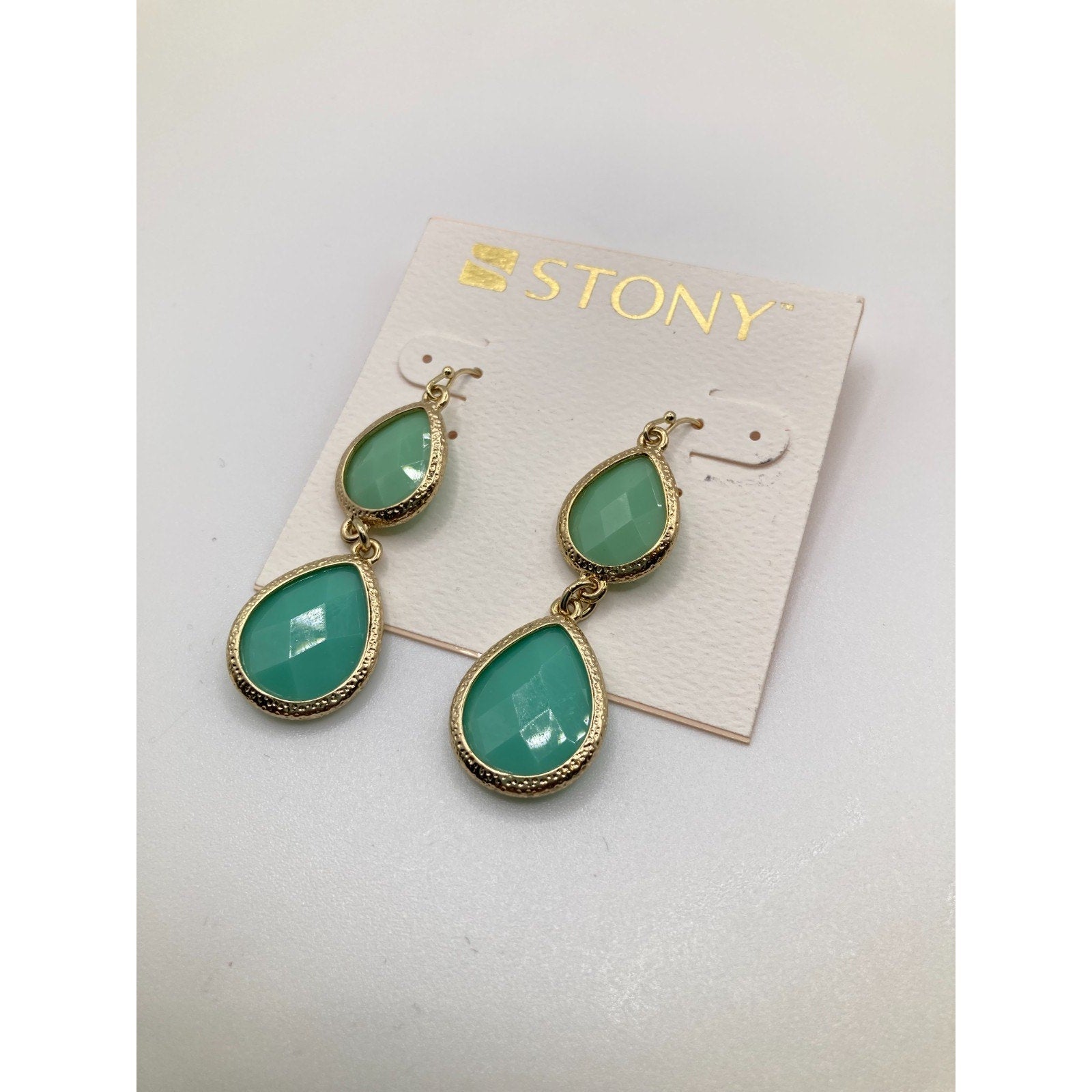 STONY Gold Tone Two-tone Mint Green Acrylic Stone Drop Dangle Earrings 2"