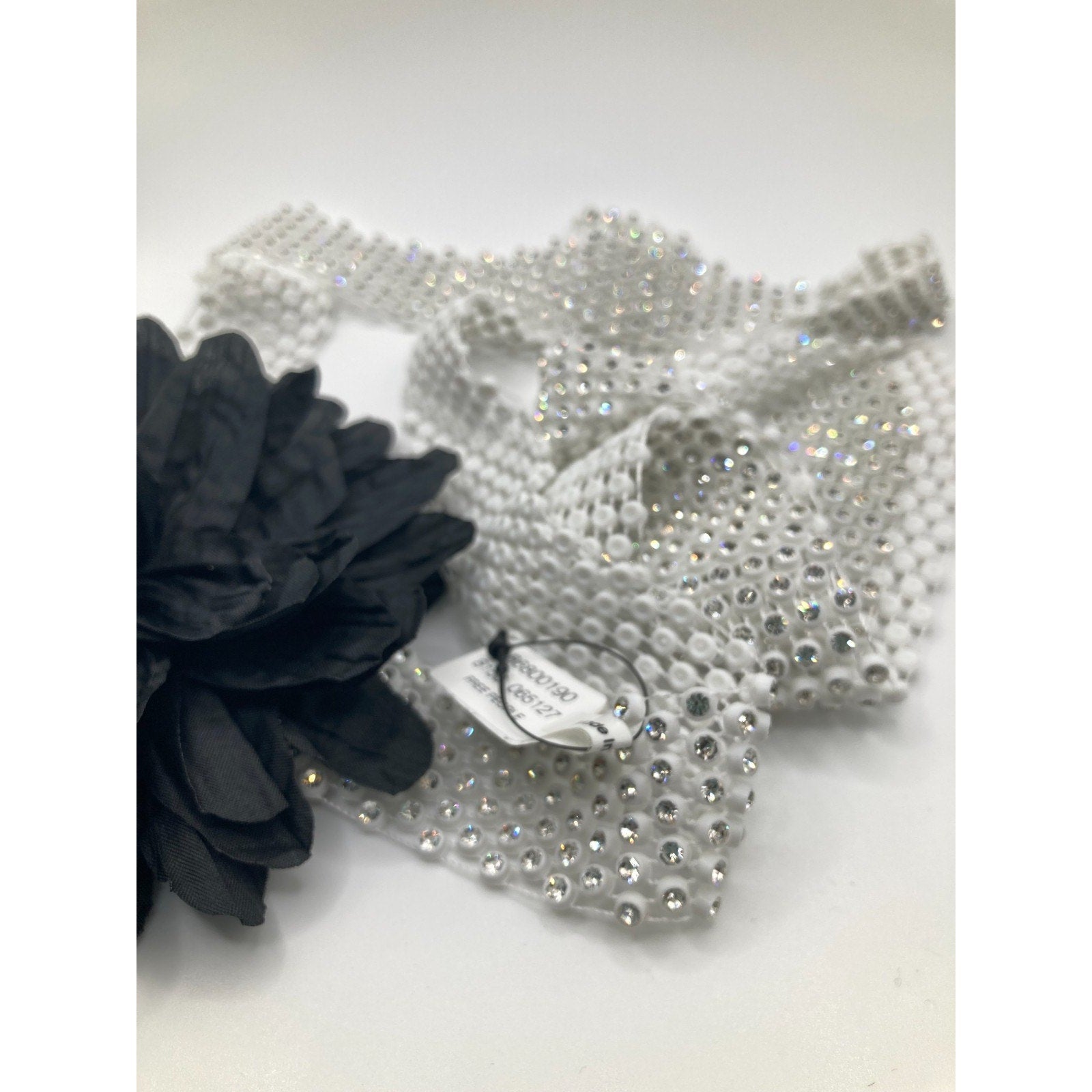FREE PEOPLE Royce White Rhinestone Mesh Style Choker Wrap Y2K Style 21"