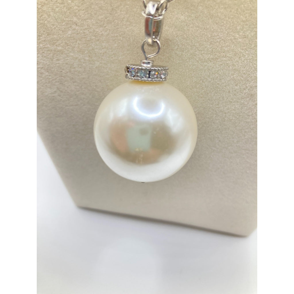 *Imperfect* LOFT Silver Tone Large Faux Pearl w/ Rhinestones Pendant Necklace