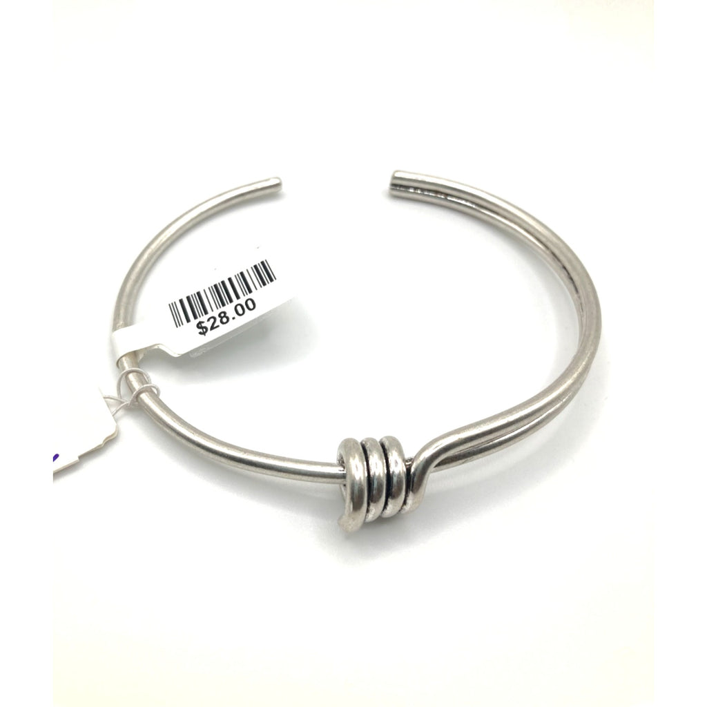 FREE PEOPLE 'Onyx' 'Silver Ox' Knot Twisted Style Armband Minimalist 3.25" Dia.