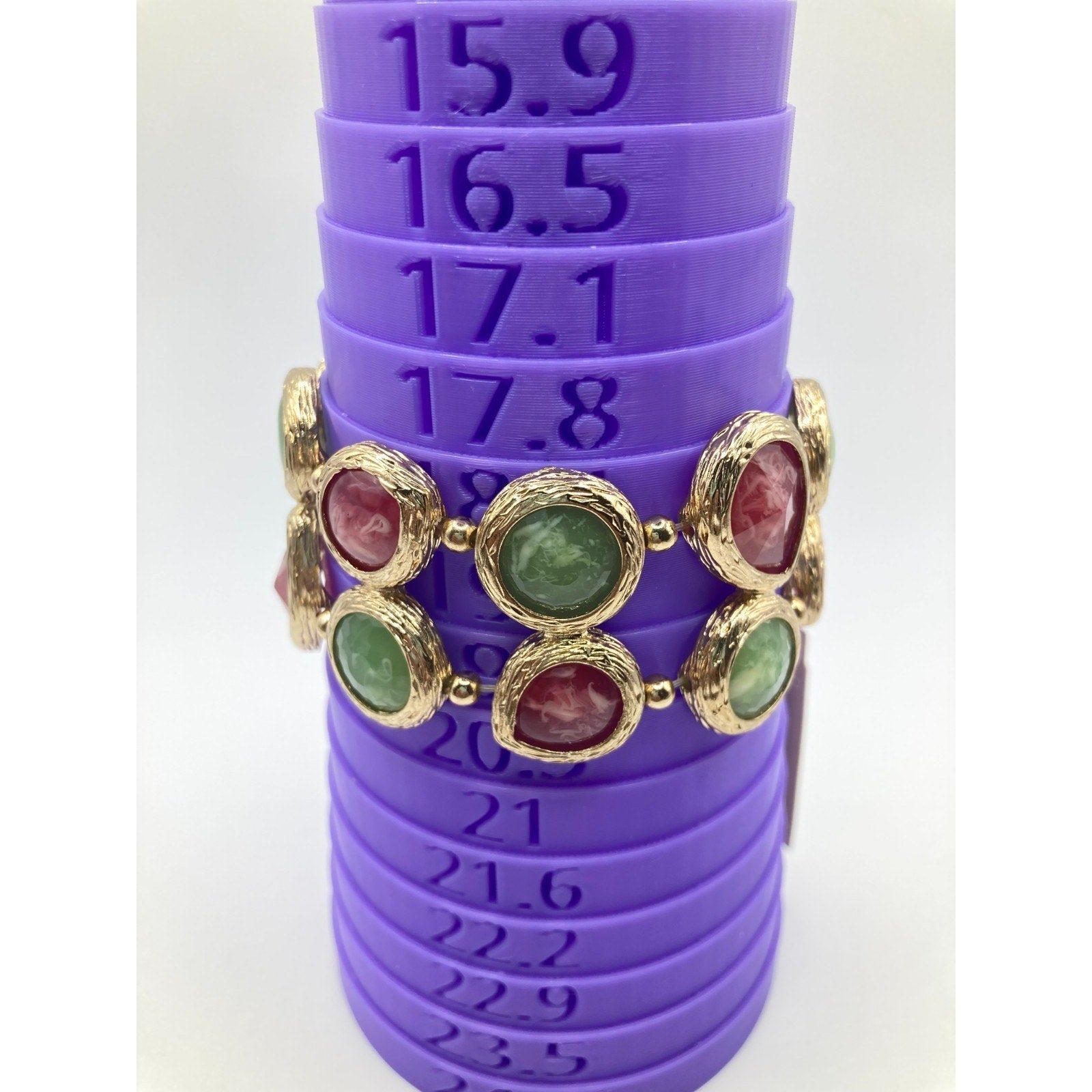 STONY Brushed Gold Tone Burgundy Red & Green 2-Row Stretch Bracelet Sz 7.5