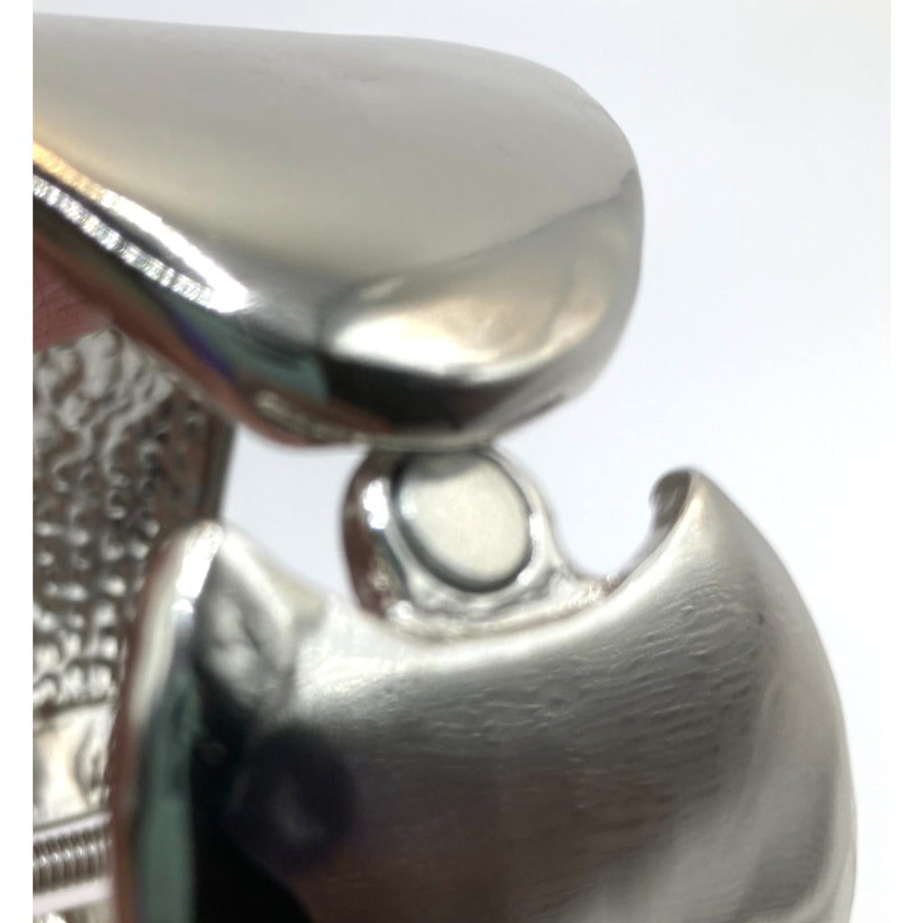 CHICO'S Wide Curve Silver Tone Shiny Polished Hammered Hinge Clamp Bracelet