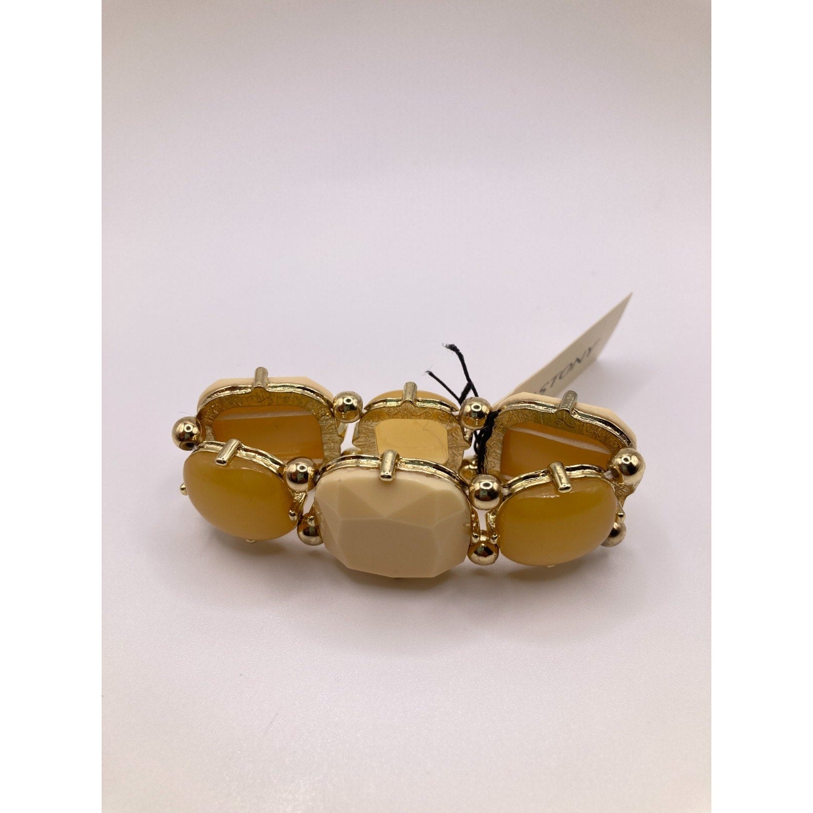 STONY Gold Tone, Melon & Cream Cabochon & Faceted Plastic Stone Stretch Bracelet