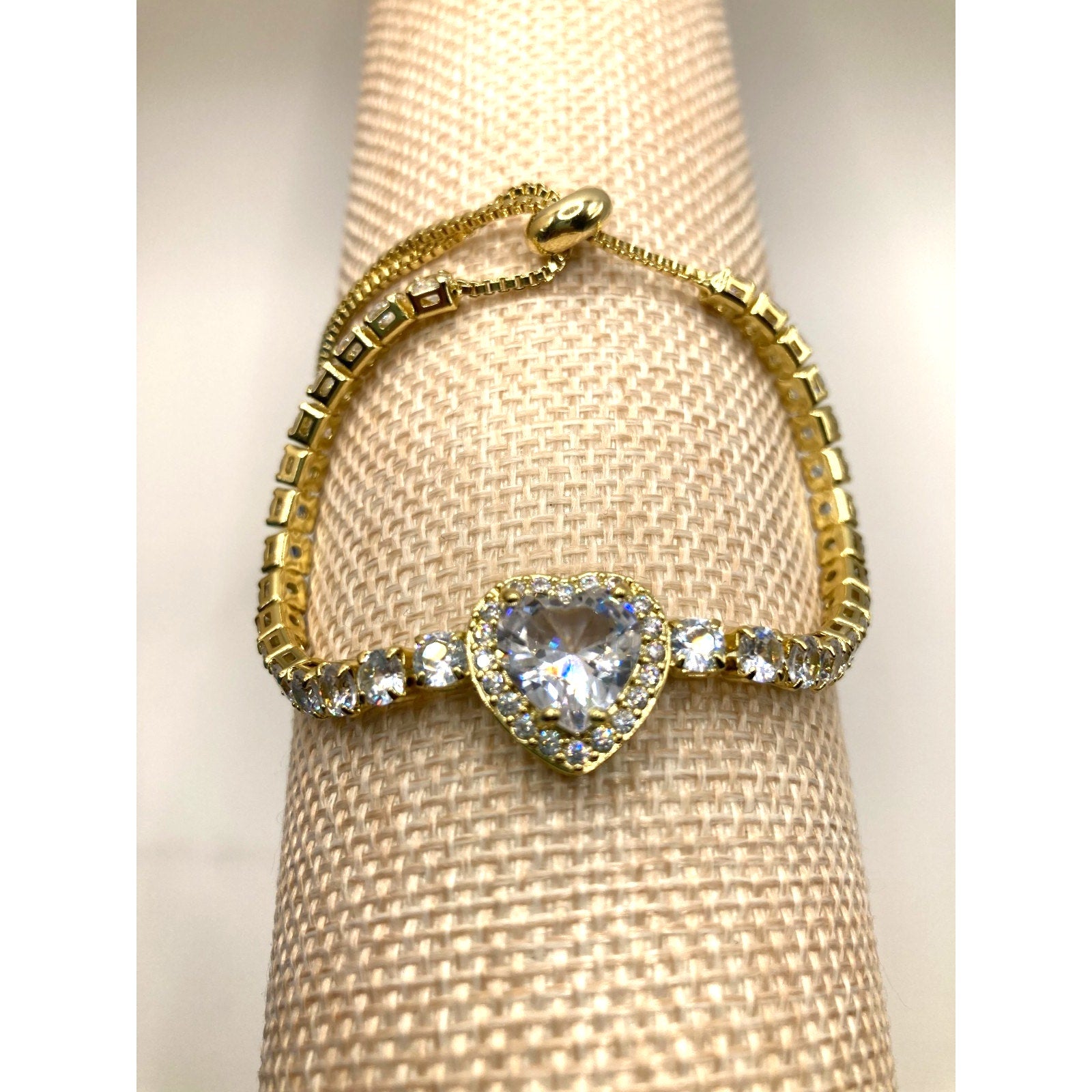 Heart Center Stone Slider Tennis Bracelet Made with Swarovski Elements Sz 9