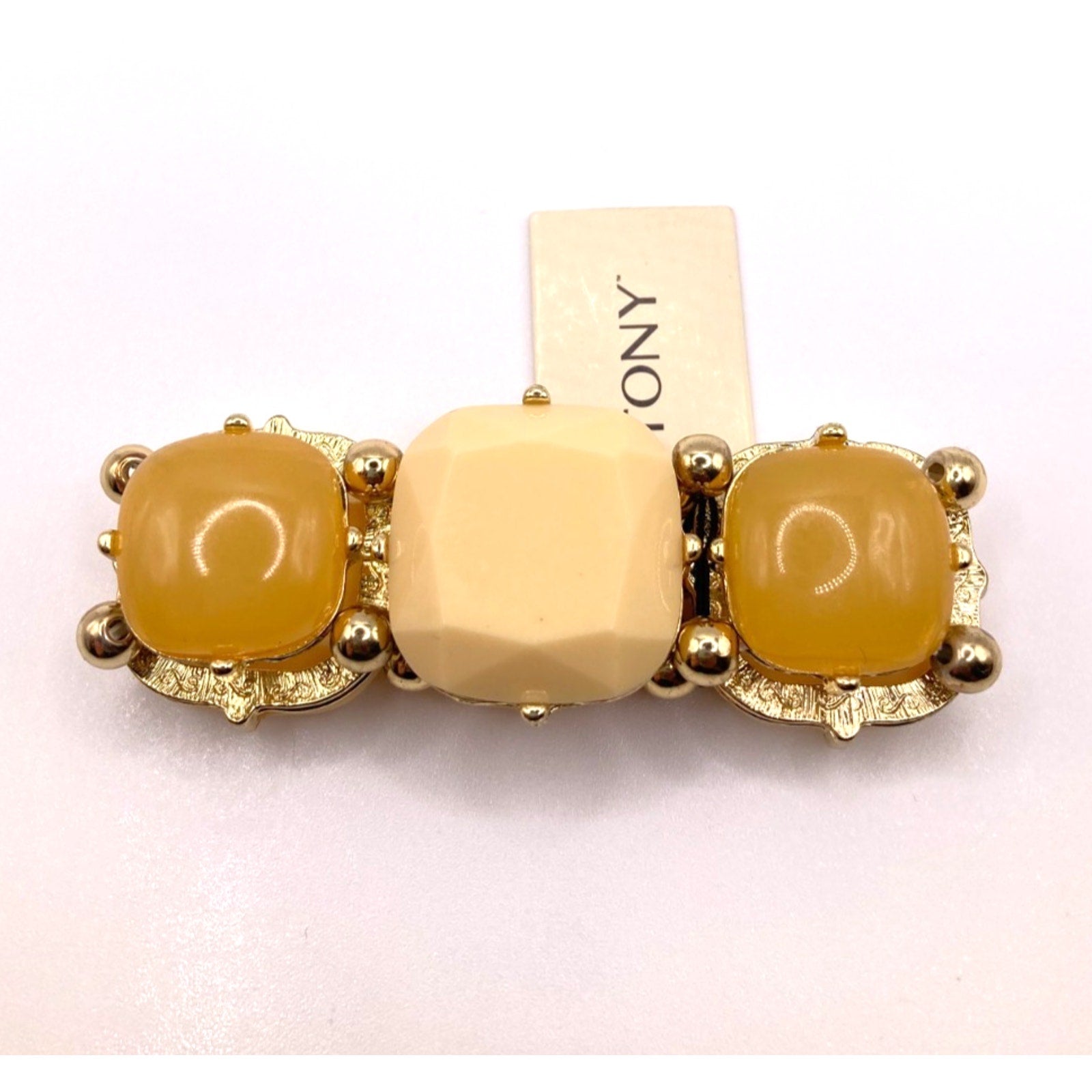 STONY Gold Tone, Melon & Cream Cabochon & Faceted Plastic Stone Stretch Bracelet