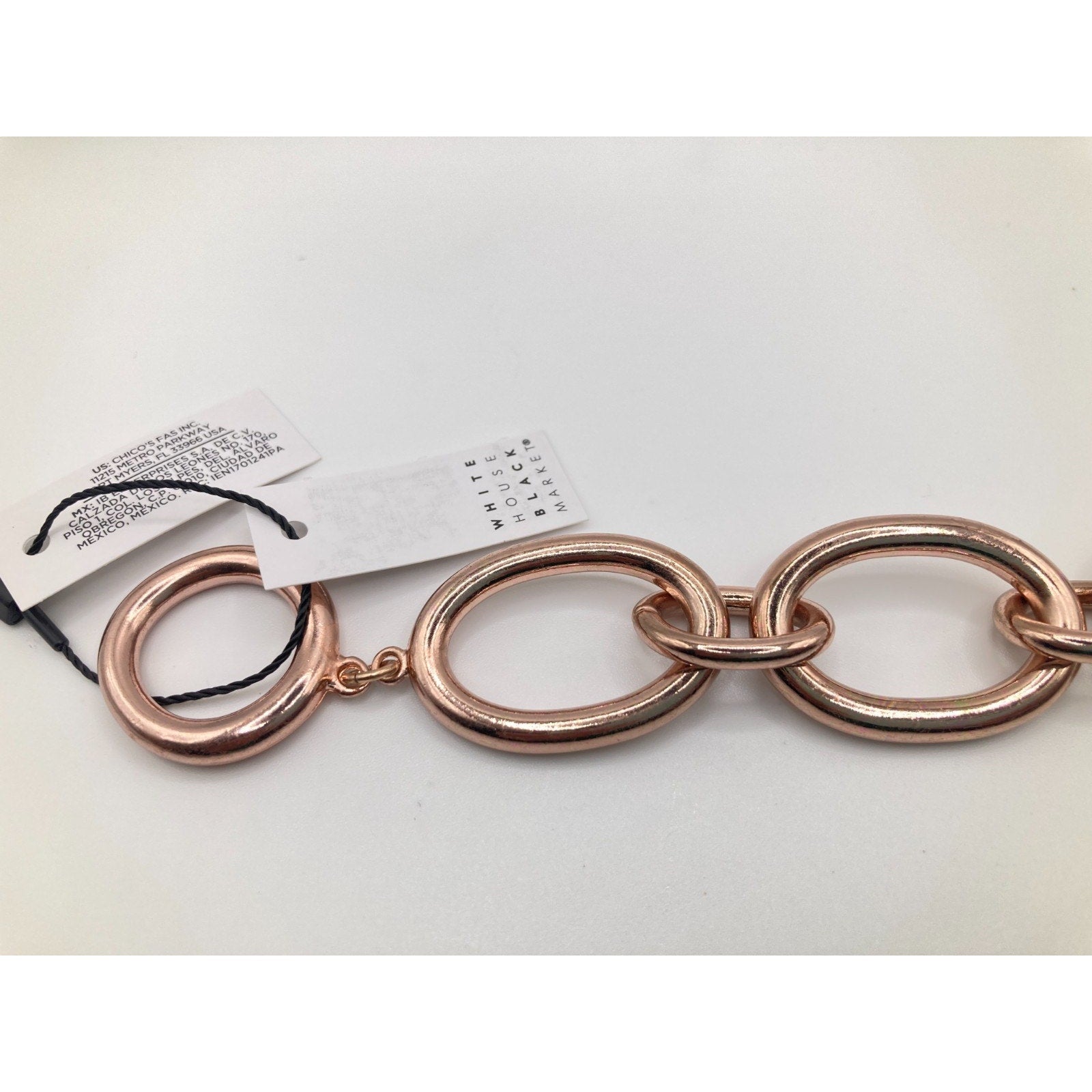WHITE HOUSE/BLACK MARKET Rose Gold Chain Link Toggle Clasp Bracelet
