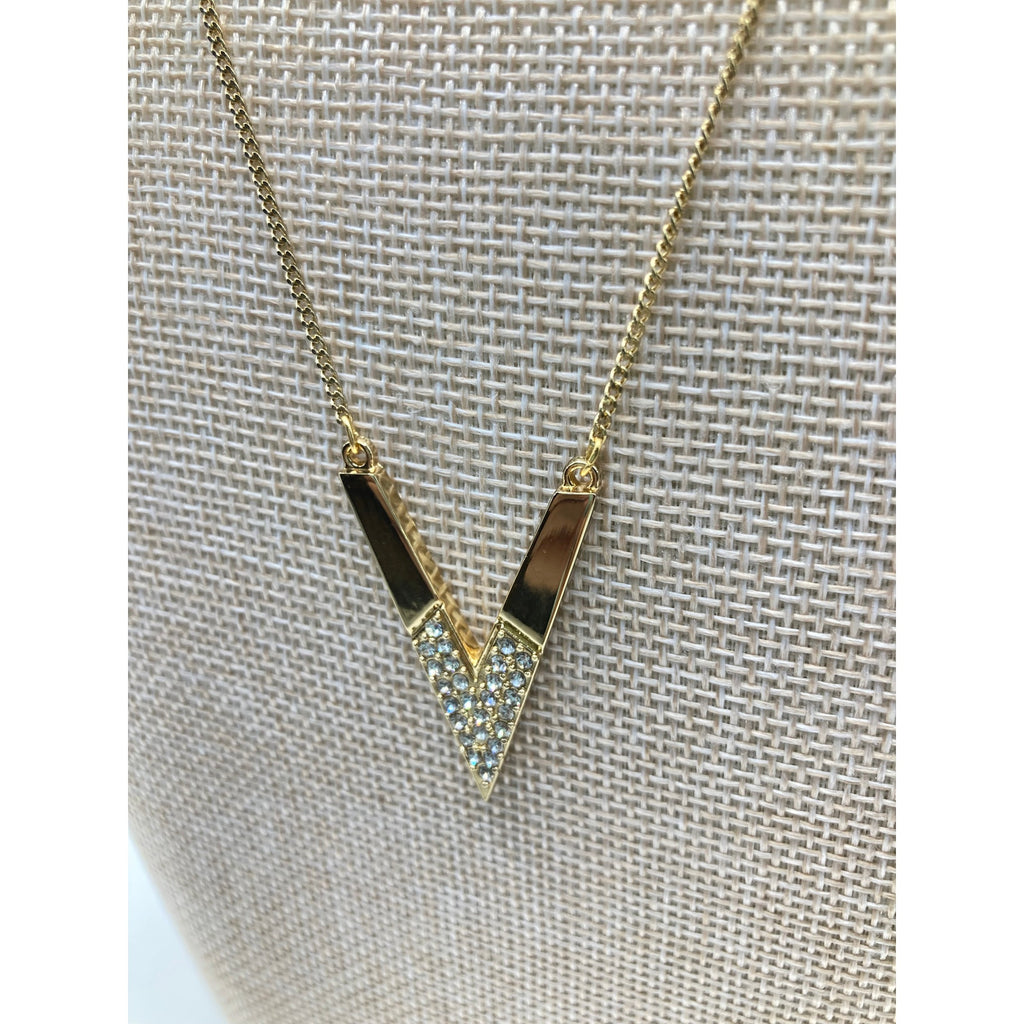 EXPRESS Gold Tone Chevron Arrow Letter V Rhinestone Accent Necklace 16" NEW