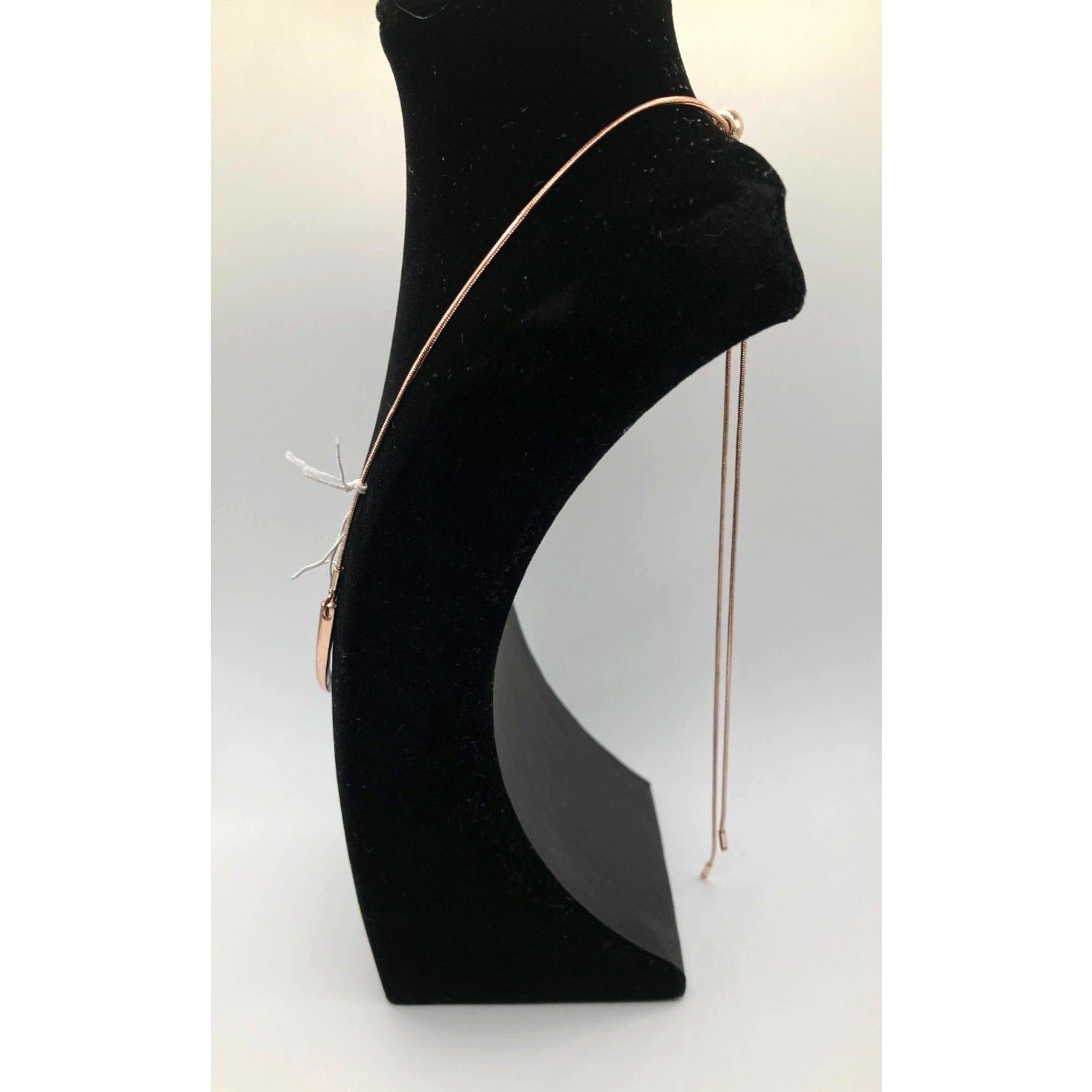 Soft Rose Gold Tone Slider Adjustable Bow Necklace Simplistic Versatile 28"