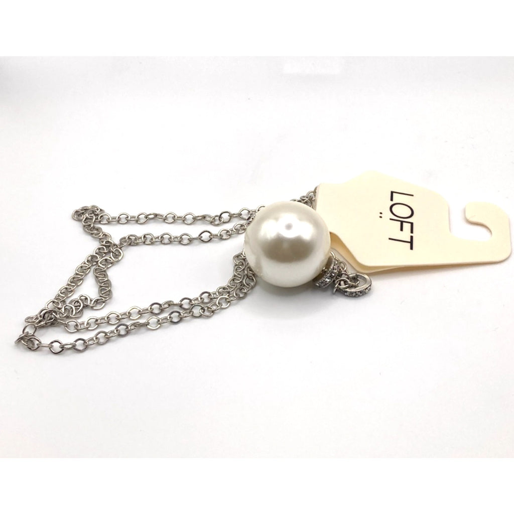 *Imperfect* LOFT Silver Tone Large Faux Pearl w/ Rhinestones Pendant Necklace
