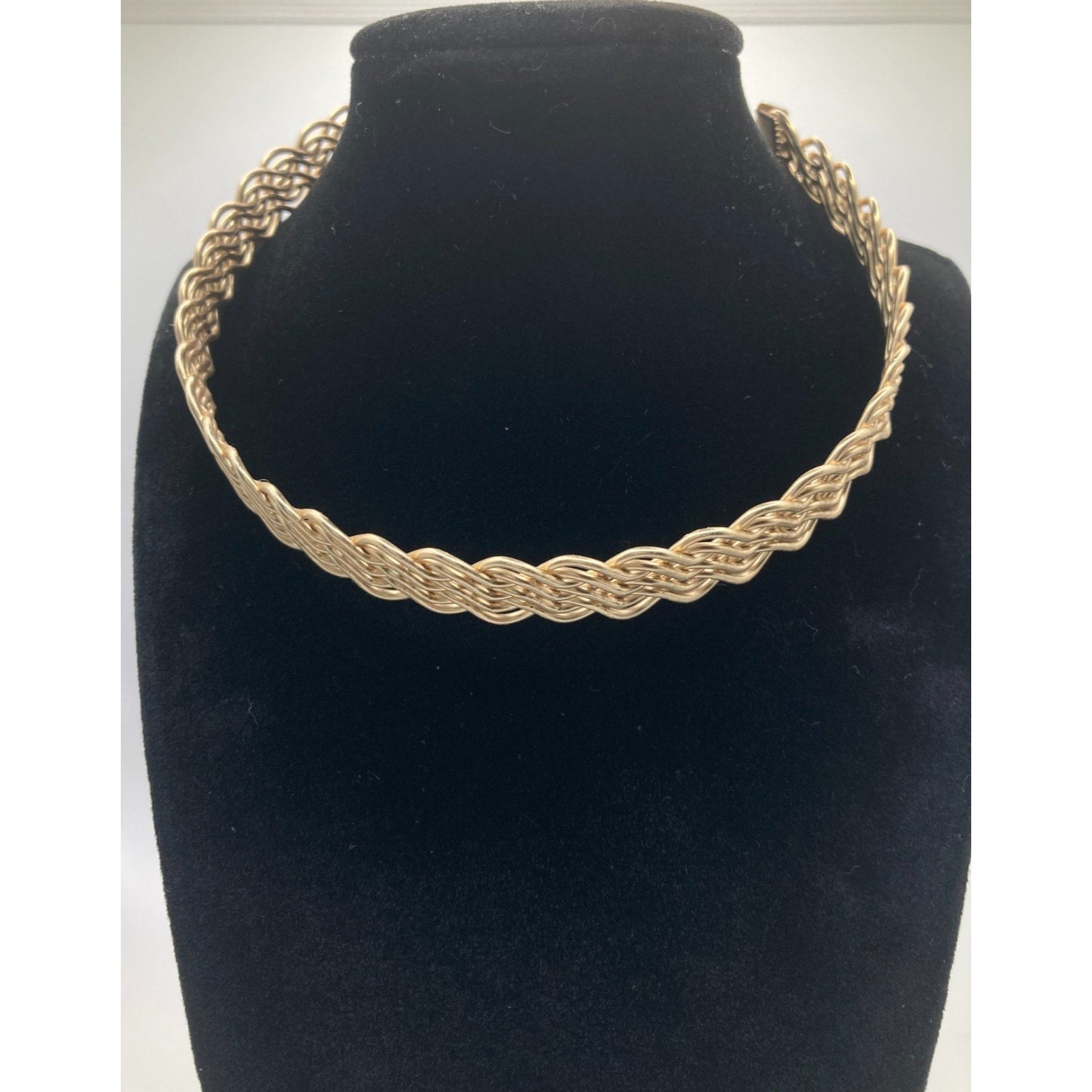 FREE PEOPLE Gold Tone Woven Chain Collar Choker Necklace