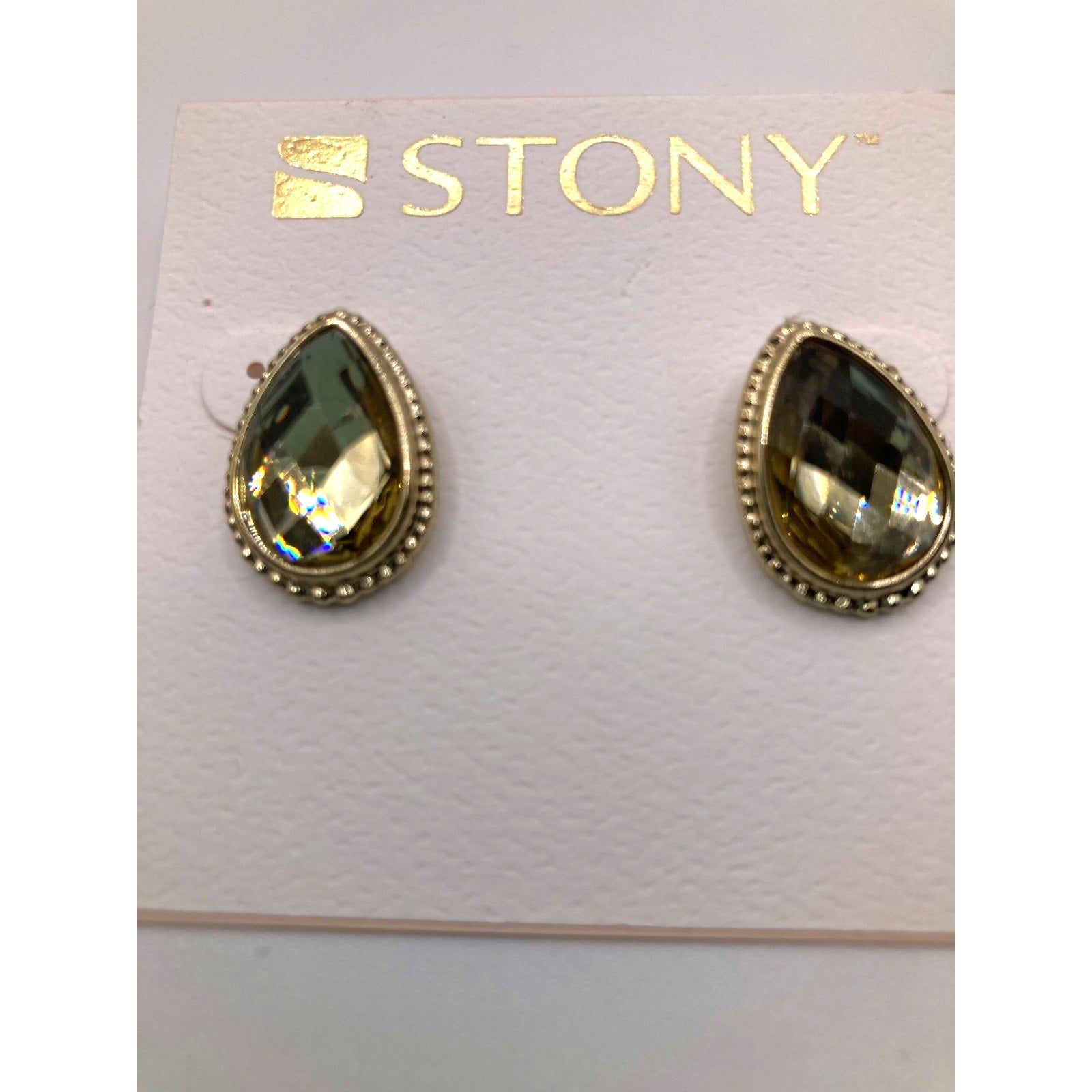 STONY Gold Tone Green Translucent Faceted Faux Stone Teardrop Stud Earrings