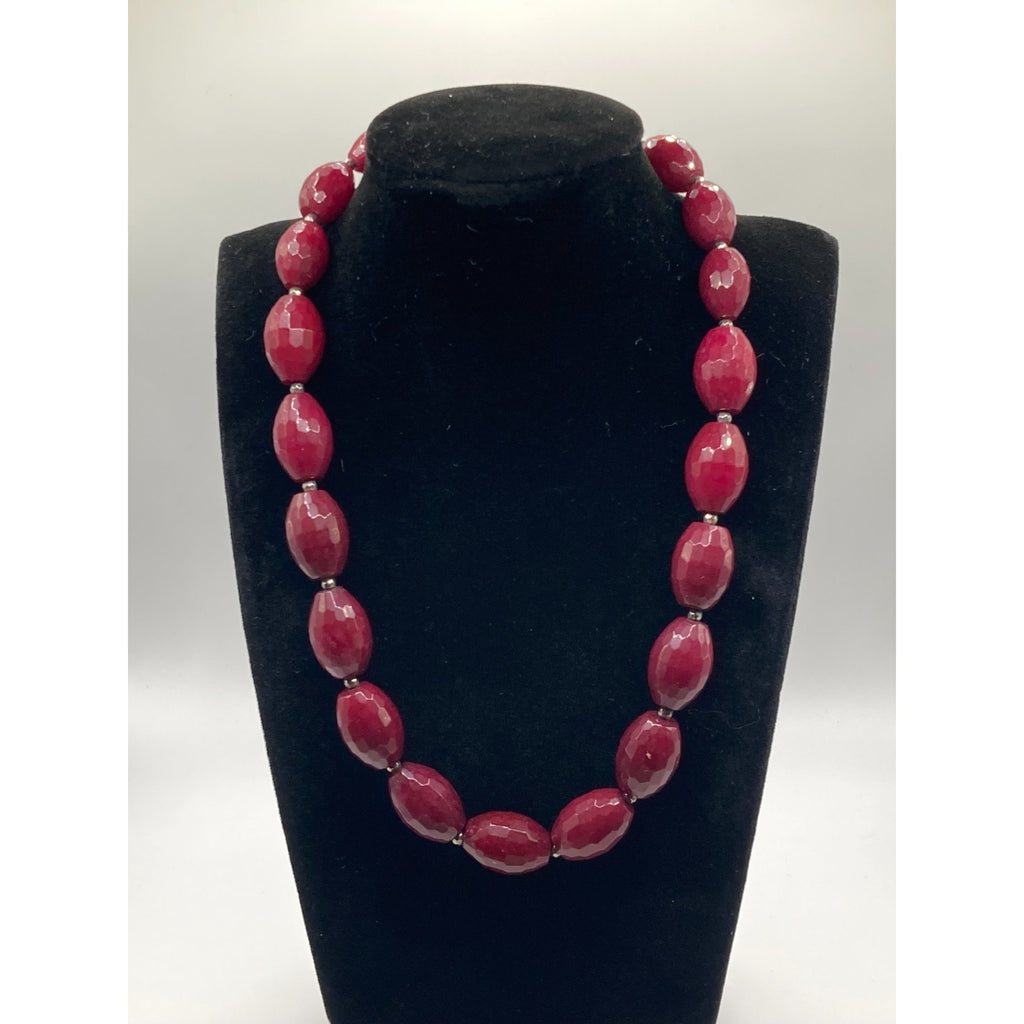 White House Black Market Dyed Red Jade Gold Accent Necklace 16" READ