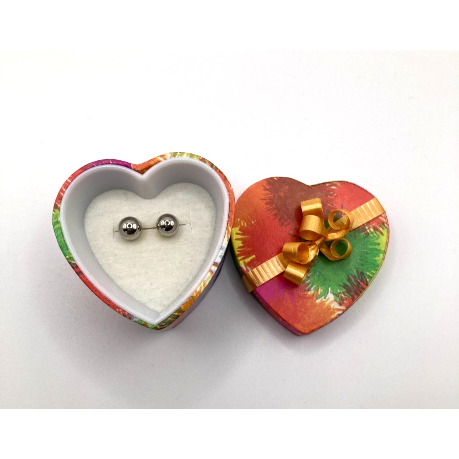 Polished Steel Grey Silver Tone Small Stud Earrings in Retro Heart Shaped Box