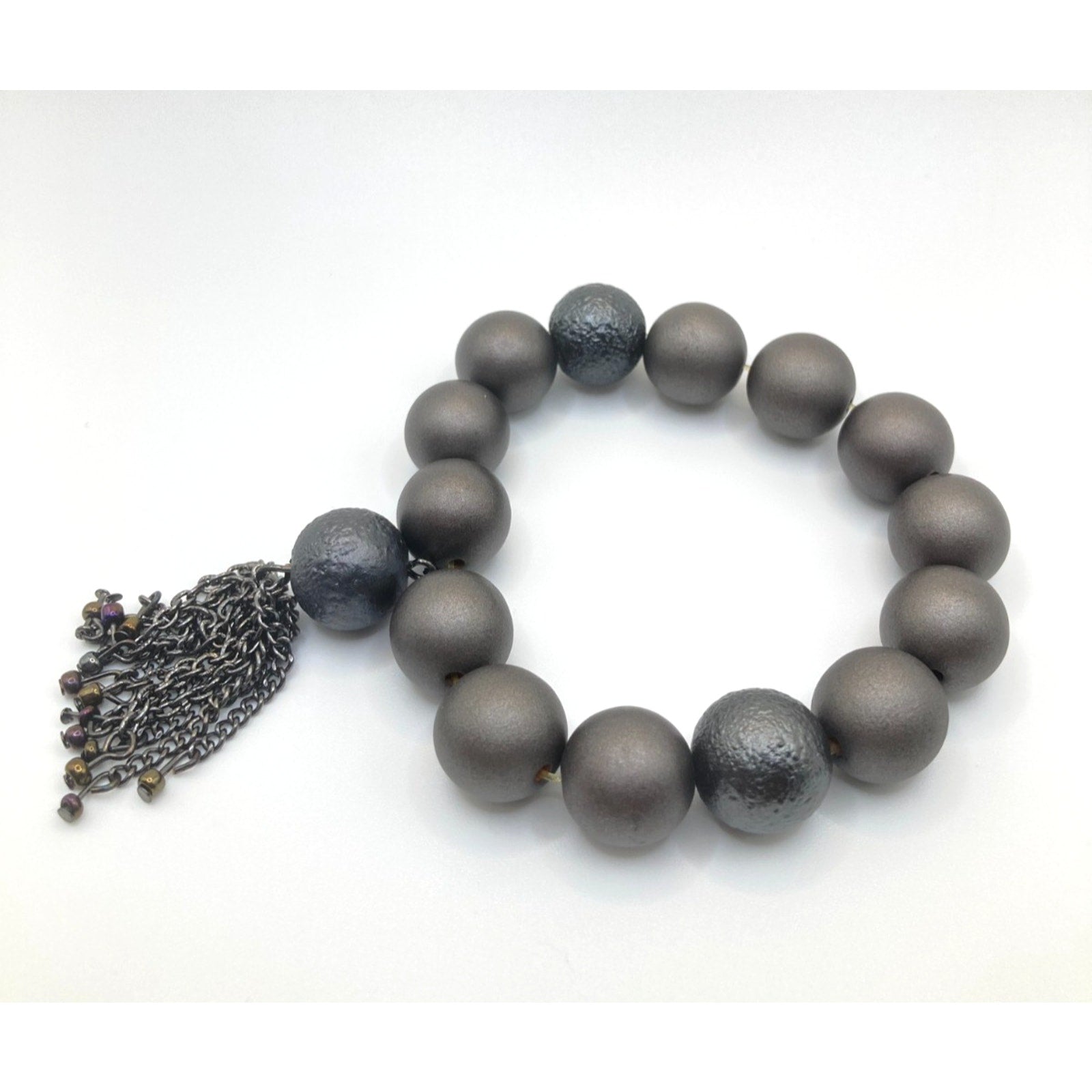 COLDWATER CREEK Matte Grey Large Bead Chunky Stretch Bracelet w/ Tassel